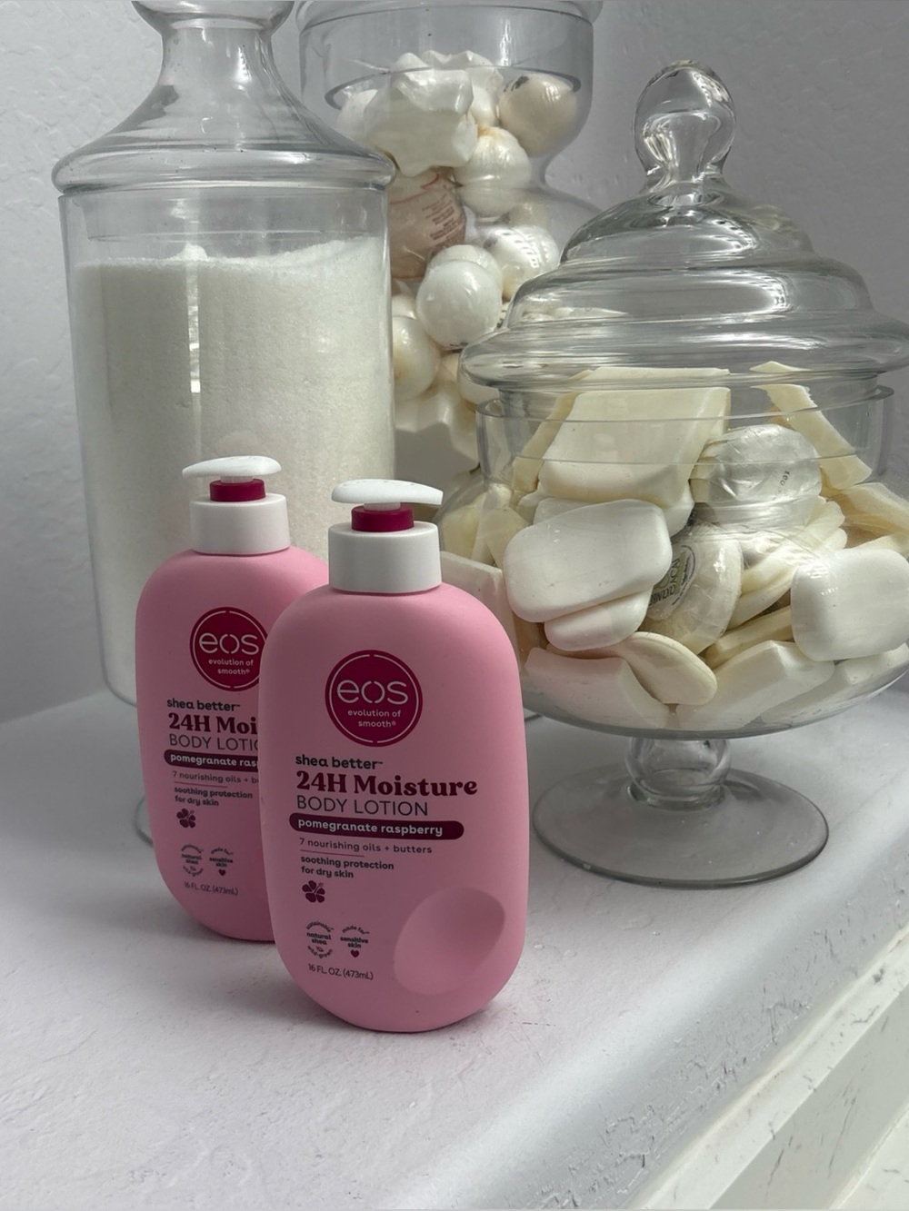2    EOS Shea Better Pink Body Lotion
Pomegranate Raspberry NIP